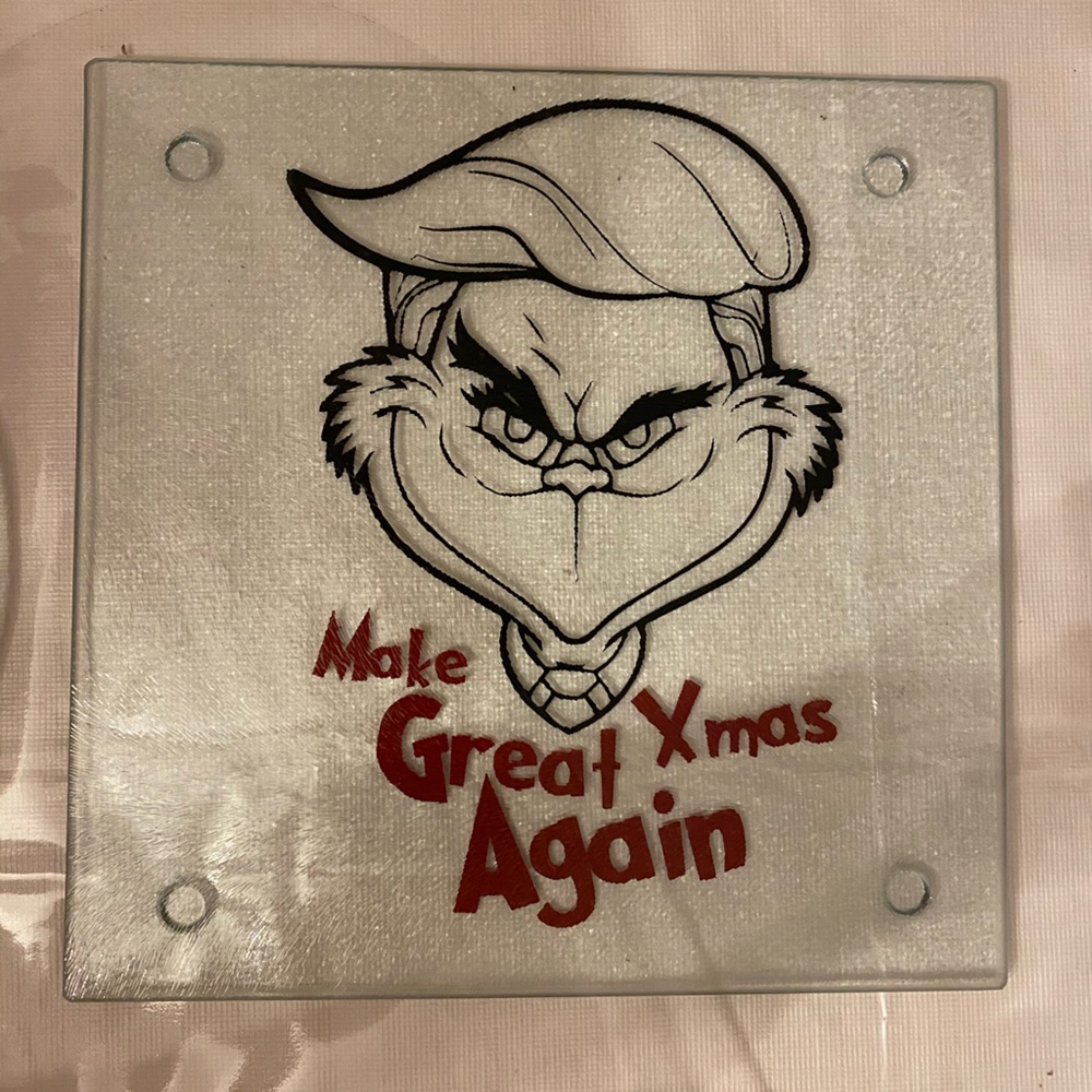 Christmas Grump Trivet (cutting board/hot plate).